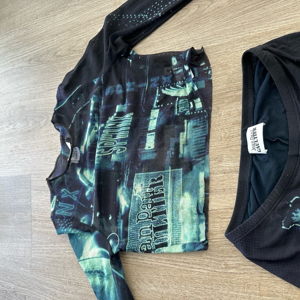 NEW SEASON JEAN PAUL GAULTIER
Navy 'The Pigalle' Lounge Pants AND Top - Picture 11 of 12